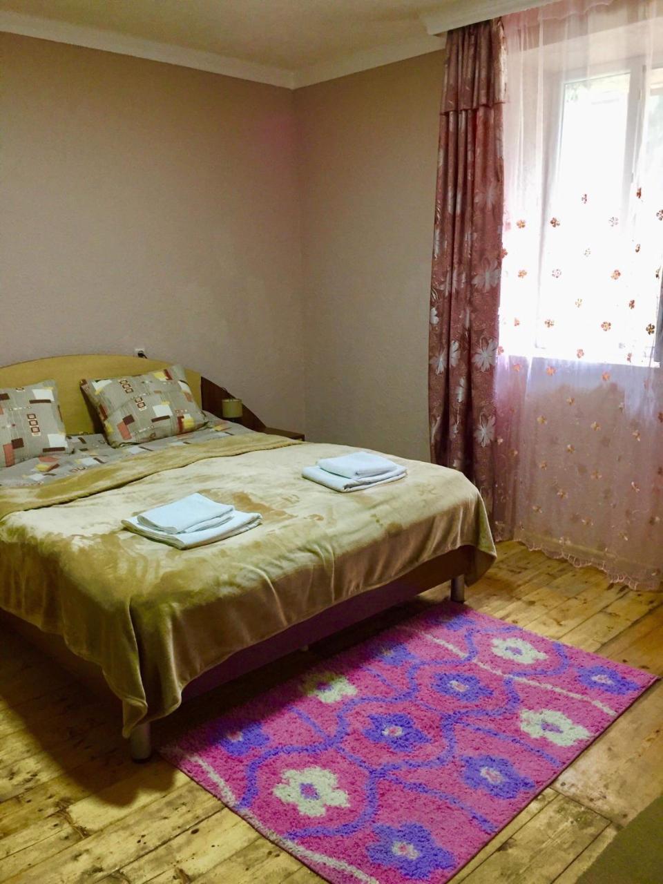 Sunny Guesthouse คัซเบกี ภายนอก รูปภาพ